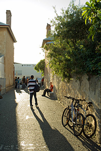 Sasan Sedighi「Back street」